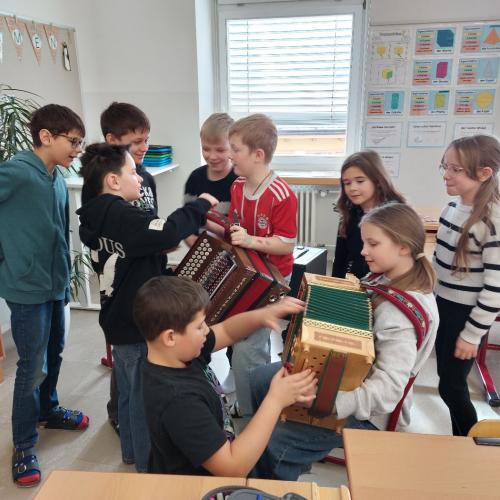 Musikinstrumente_2026_12